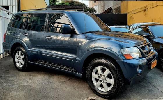 MITSUBISHI PAJERO FULL 3.2 GLS 4X4 16V TURBO INTERCOOLER DIESEL 4P AUTOMÁTICO MITSUBISHI PAJERO FULL 3.2 GLS 4X4 16V TURBO INTERCOOLER DIESEL 4P AUTOMÁTICO